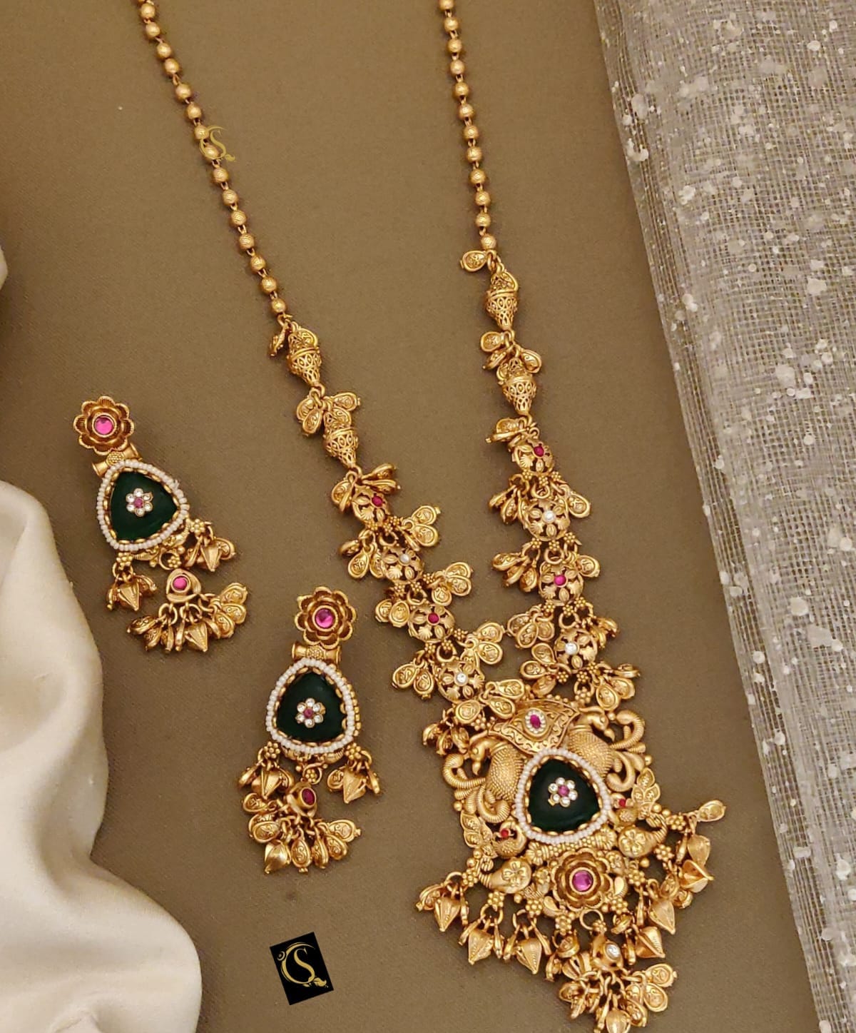 Emerald Heritage Statement Set